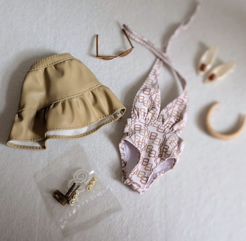 Barbie basics signature - basics,
