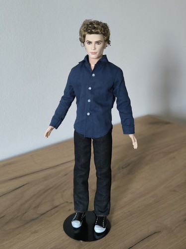 Barbie twilight jasper - barbie,